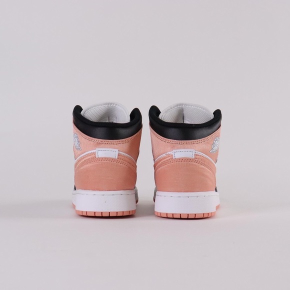 Nike Air Jordan 1 Mid Light Madder GS - Picture 4 of 7